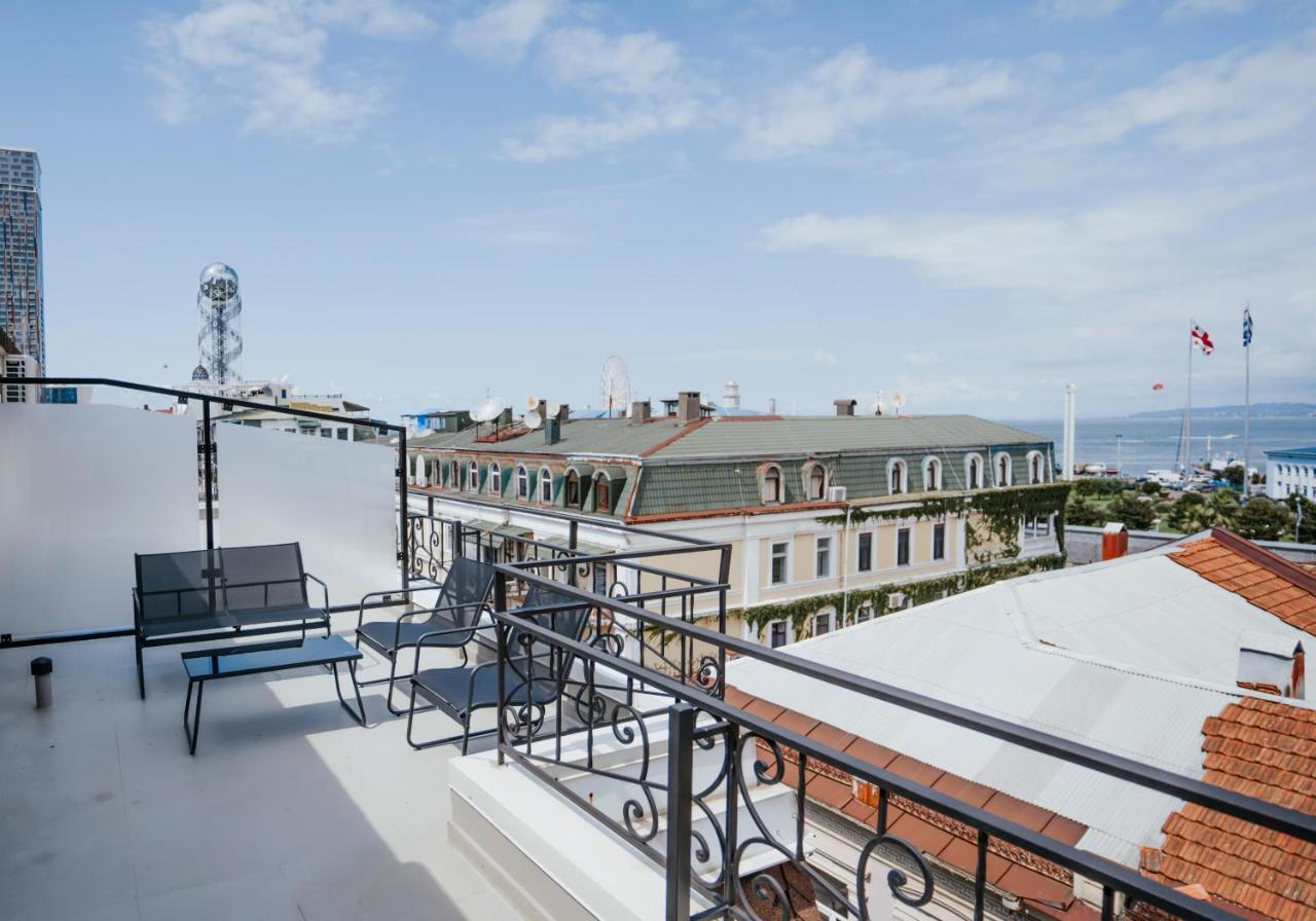 West Apart Hotel Batumi Exterior foto